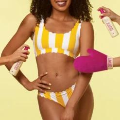 Coco & Eve Sunny Honey Ultimate Glow Travel Kit -Teint Lisse Soldes Magasin coco eve sunny honey ultimate glow travel kit mousse auto bronzante avec gant applicateur 2