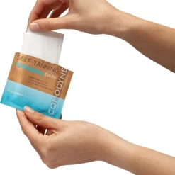 Comodynes Self-Tanning Towelette -Teint Lisse Soldes Magasin comodynes self tanning towelette lingette auto bronzante visage et corps 2