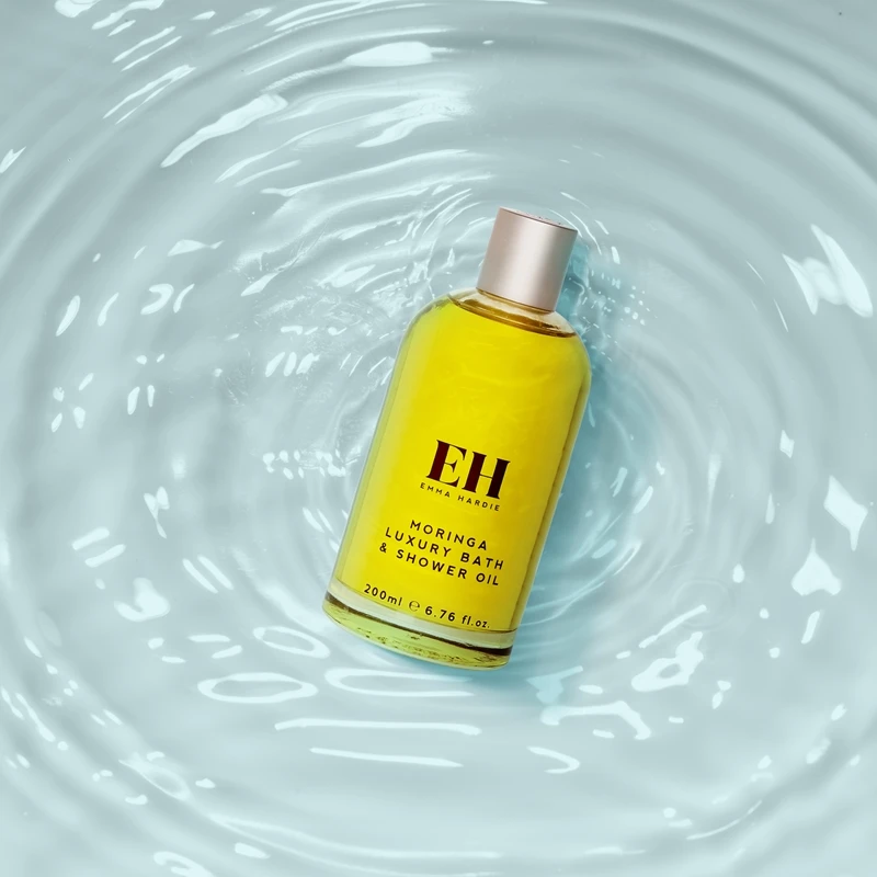 Emma Hardie Amazing Body Moringa Luxury Bath & Shower Oil 2 Emma Hardie Amazing Body Moringa Luxury Bath & Shower Oil – Image 2