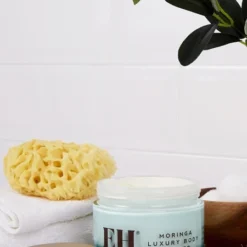 Emma Hardie Amazing Body Moringa Luxury Body Butter -Teint Lisse Soldes Magasin emma hardie amazing body moringa luxury body butter beurre corporel effet hydratant et apaisant 2