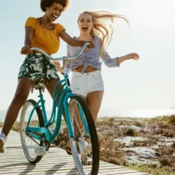 Hawaiian Tropic Self Tanning Foam Light/Medium -Teint Lisse Soldes Magasin hawaiian tropic self tanning foam light medium mousse auto bronzante 2