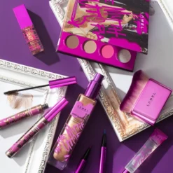 LAMEL The Myth Of Utopia Body Glimmer -Teint Lisse Soldes Magasin lamel the myth of utopia body glimmer emulsion corporelle pour un eclat lumineux 7