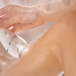 Philips Epilator Series 8000 BRE700/00 Wet & Dry 8 Philips Epilator Series 8000 BRE700/00 Wet & Dry -Teint Lisse Soldes Magasin philips epilator series 8000 bre700 00 wet dry epilateur 3