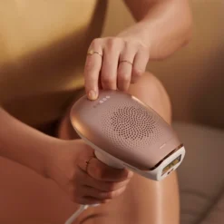 Philips Lumea IPL 7000 SC1997/00 -Teint Lisse Soldes Magasin philips lumea ipl 7000 sc1997 00 systeme ipl pour prevenir la repousse des poils 13