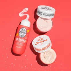 Sol De Janeiro Bom Dia™ Body Scrub 12 Sol De Janeiro Bom Dia™ Body Scrub -Teint Lisse Soldes Magasin sol de janeiro bom dia body scrub gommage corps lissant 5