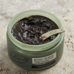 UpCircle Body Scrub Peppermint 6 UpCircle Body Scrub Peppermint -Teint Lisse Soldes Magasin upcircle body scrub peppermint peeling corps au cafe pour la douche 2