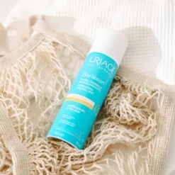 Uriage Bariésun Refreshing Thermal Mist After Sun 5 Uriage Bariésun Refreshing Thermal Mist After Sun -Teint Lisse Soldes Magasin uriage bariesun refreshing thermal mist after sun spray apaisant apres soleil 1
