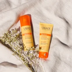 Uriage Bariésun Thermal Mist Self-Tanning -Teint Lisse Soldes Magasin uriage bariesun thermal mist self tanning spray auto bronzant corps et visage