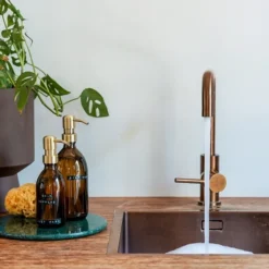 Wellmark Shit Happens -Teint Lisse Soldes Magasin wellmark shit happens savon liquide mains 1